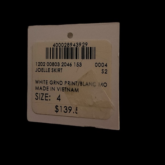 NWT Club Monaco Joelle skirt, size 4 - Picture 5 of 5